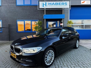 BMW 5-serie Touring 530i High Executive 252PK|Prof Navi|PANO|Led|AUT|Adaptive Cruise|Leder|HUD|BOTS|Lane Assist|Trekhaak|360Camera