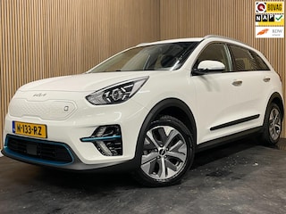 Kia Niro DynamicLine 64 kWh|NIEUWE LOGO|FACELIFT|3-FASE|1/2 LEDER|ACC|CARPLAY|CAMERA|STOELVERW|IN. BTW|1e EIG|NL-AUTO|NAP|
