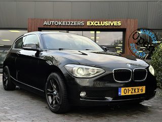 BMW 114i Business+ Leder Navi Parkeersensoren Mistlampen Cruise control 16"L.M.