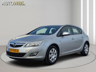 Opel Astra 1.4 Turbo Edition|Trekhaak|NL AUTO|Scherm|Airco|Goed onderhouden