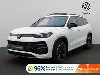 Volkswagen Tayron 1.5 eHybrid R-Line Edition 272PK DSG Trekhaak, Pano-Schuifdak, Head-Up Display, Matrix LED-Verlichting, Black Style, Leder, Harman Kardon, Keyless, 20" LM Velgen, Stoel-Stuurverwarming, 360gr. Camera
