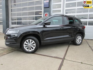 Skoda Karoq 1.5 TSI ACT Business Edition / Schuifdak