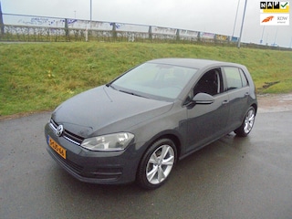 Volkswagen Golf 1.2 Tsi benzine 5 deurs airco 17 lmv