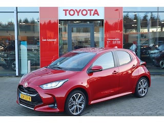 Toyota Yaris 1.5 Hybrid 130 Executive STOEL/STUURVERW 17'' LM-VELGEN BLISS P-SENSOREN NAVI CAMERA APPLE/ANDROID CLIMA NL-AUTO