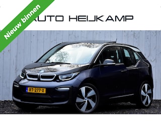 BMW i3 Basis iPerformance 94Ah 33 kWh | Pano-dak | Half leer | Nl-Auto |