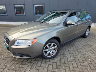 Volvo V70 3.2 AWD, schuifdak, netto € 11.350, bijtelvriendelijk!