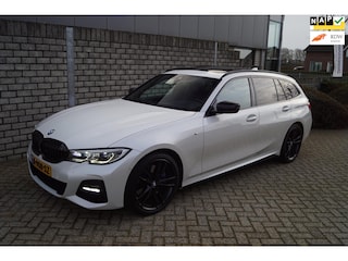 BMW 3-serie Touring 318i High Executive Edition M Sport Autom Panodak Leder Sportst Stoelverw Navi Camera Clima Cruise 2x PDC ENZ