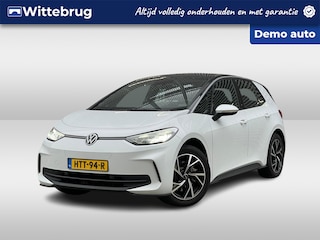 Volkswagen ID.3 Pure 170PK 52 kWh / Parkeersensoren / Stoelverwarming / 18'' LMV / VW
