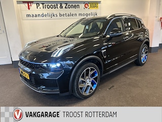 Lynk & Co 01 1.5 | Panoramadak | 360 Camera | Navigatie | Apple carplay | Memory seats | Sfeerverlichting | Adaptieve cruise control | Climate control | Infinity audio | Stoelverwarming | Lane assist | Dodehoeksdetectie