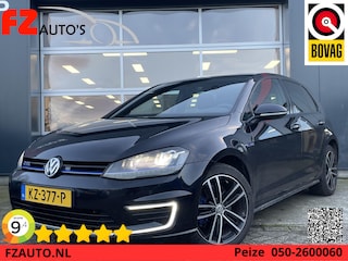 Volkswagen Golf 1.4 TSI GTE Connected Series - Navigatie - Lederen bekleding - Climate Controle - Dode hoek waarschuwing