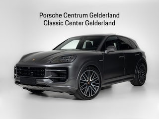 Porsche Cayenne E-Hybrid Black Edition