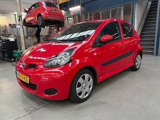 Toyota Aygo 1.0 12V VVT-I 5DRS Plus