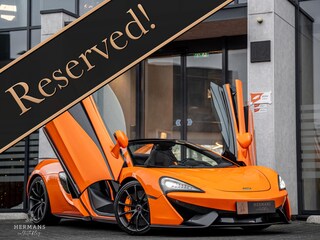 McLaren 570S Launch Edition / Carbon / B&W Audio / Ceramic / Lift