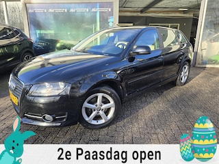 Audi A3 Sportback 1.6 Attraction | NIEUWE APK | AUTOMAAT | 12MND GARANTIE | AIRCO | LEDER |