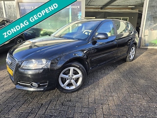 Audi A3 Sportback 1.6 Attraction | NIEUWE APK | AUTOMAAT | 12MND GARANTIE | AIRCO | LEDER |