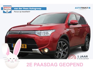 Mitsubishi Outlander 2.0 PHEV Limited Edition X-Line | Incl. 12 maanden garantie | Trekhaak | Verwarmde voorstoelen | Achteruitrijcamera | Parkeersensoren | Climate control | Lichtmetalen velgen | Bluetooth | Airco | Cruise control | DAB