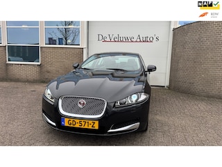 Jaguar XF 2.2D |Camera|Trekhaak|Keyless|Climate|Navigatie|BT
