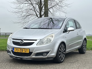 Opel Corsa 1.4-16V Cosmo Vol automaat * Rijdt perfect