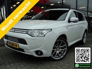 Mitsubishi Outlander 2.0 PHEV Executive Edition | 4WD | 203 PK | AUTOMAAT | TREKHAAK | 1.500 KG TREKGEWICHT |