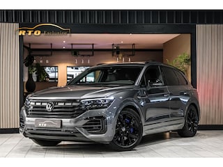 Volkswagen Touareg 3.0 TSI R-Line|Pano|trekhaak|leder|ACC