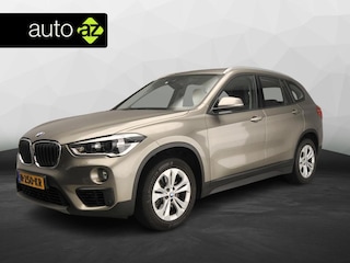 BMW X1 sDrive20i High Executive Automaat | Trekhaak (1800kg) | Dealer onderhouden | Navigatie | Parkeersensoren | 17"
