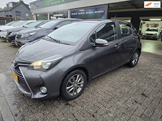 Toyota Yaris 1.3 VVT-i Lounge | 2E EIGENAAR | 12MND GARANTIE | CAMERA | NW APK |