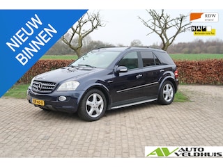 Mercedes-Benz M-klasse 350 cdi ml 350 AMG trekhaak grijs kenteken bank