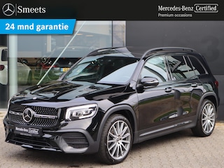 Mercedes-Benz GLB 200 AMG line | Panoramadak | Dodehoekassistent | Navigatie | Trekhaak | Camera | Automaat