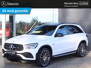 Mercedes-Benz GLC 300e 4MATIC AMG line | Panoramadak | Burmester | Trekhaak | Dodehoekassistent | Navigatie | 360 camera | Automaat