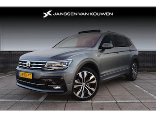 Volkswagen Tiguan 1.5 TSI Highline Business R * Automaat * Pano * Stoelverwarming * Navi * Camera * Massage *