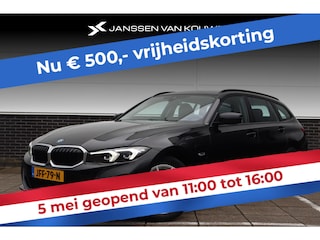 BMW 3-serie Touring 320e * Spotstoelen * PHEV * Widescreen * Leder * SOH 96%