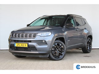 Jeep Compass 4xe 240 Plug-in Hybrid Electric Trailhawk | Achteruitrijcamera | Navigatiesysteem | Keyless entry | Keyless start |