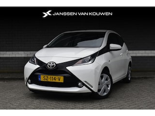 Toyota Aygo 1.0 VVT-i x-nav / Carplay / Camera / Navi / 1e eigenaar