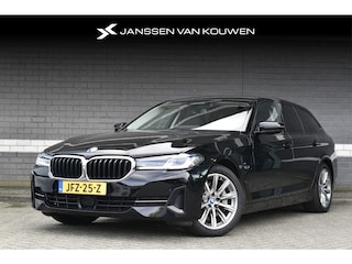BMW 5-serie Touring 530e Business Edition Plus / Head-Up / Laser / Trekhaak / Stoelverwarming / Driving Assistant Professional