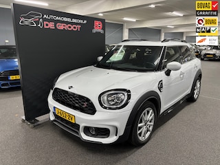 Mini Countryman 2.0 Cooper S Hammersmith Automaat, Navigatie, Panoramadak, Lederen bekleding enz.