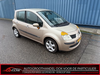 Renault Modus 1.4-16V Privilège Luxe Inruilauto’s tegen vaste prijzen.Zo Mee NemenVoor meer info: 0638140850 Bij de verkoop van gebruikte voertuigen door CD-Cars wordt geen standaard garantie verstrekt. De koper aanvaardt het voertuig in de staat waarin het zich bevindt op het moment van aankoop