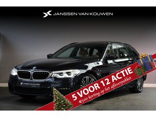 BMW 5-serie Touring 520i High Executive Edition M-Sport Pano Comfortstoelen Stoelverwarming Navi HiFi Carplay Carbonschwarz