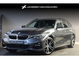 BMW 3-serie Touring 330e xDrive M Sport Panoramadak Laser Harman Kardon Head-Up