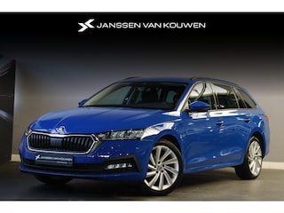 Skoda Octavia Combi 1.4 TSI iV PHEV Business Edition SOH 95% Stoelverwarming Navi Apple Carplay 18" LMW