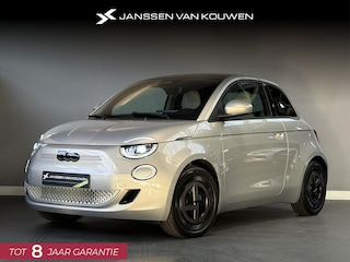 Fiat 500 Giorgio Armani Edition 42 kWh / Panoramadak / Premium Audio / 2+6 jaar garantie