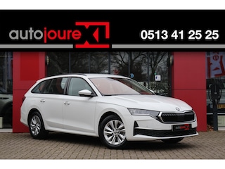 Skoda Octavia Combi 1.5 TSI Edition | Origineel NL | Trekhaak | Sensoren v&a | Stuur- en stoelverwarming | Cruise Control |