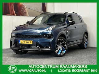 Lynk & Co 01 1.5 100 STUKS OP VOORRAAD ! VOL OPTIES ! 360 CAMERA ADAPTIVE CRUISE CONTROL PANORAMA SCHUIF/KANTELDAK APPLE CARPLAY/ANDROID RIJSTROOKSENSOREN ZEER MOOI !! 3010