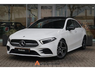 Mercedes-Benz A-klasse Limousine A 180 AMG-Line 136pk | Keyless | Pano | Camera | Sfeer | Carplay | Cruise | Memory | Multibeam