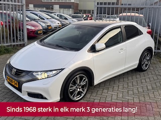 Honda Civic 1.8 Executive 140PK NL AUTO NAP! Pano l Airco ECC l Cruise l Stoelverwarming l MTF-stuur l LMV DEALER OH l TOP l UNIEK