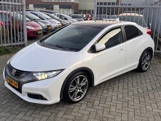 Honda Civic 1.8 Executive 140PK NL AUTO NAP! Pano l Airco ECC l Cruise l Stoelverwarming l MTF-stuur l LMV DEALER OH l TOP l UNIEK