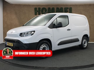 Toyota Proace City Challenger 50 kWh L1 - NIEUWE AUTO - 3 FASE LADEN - DIRECT UIT VOORRAAD LEVERBAAR - - AIRCO - 2 LAADKABELS - BLUETOOTH - 1 SCHUIFDEUR - 2 DEUREN ACHTER - 2 STOELEN - ARMSTEUN VOOR