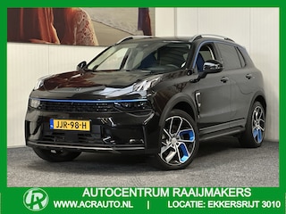 Lynk & Co 01 1.5 100 STUKS OP VOORRAAD ! VOL OPTIES ! 360 CAMERA ADAPTIVE CRUISE CONTROL PANORAMA SCHUIF/KANTELDAK APPLE CARPLAY/ANDROID RIJSTROOKSENSOREN ZEER MOOI !! 3010