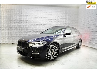 BMW 5-serie Touring 520i High Executive M PAKKET PANO SFEER