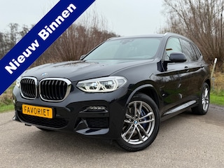 BMW X3 XDrive30e High Executive M-Sport / Automaat / Panorama dak / Stoelverwarming / Head-up Display / Leder / Camera /
