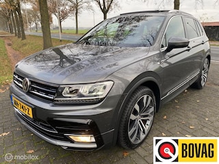 Volkswagen Tiguan 150 PK I DSG I R Line I Leder I Pano I